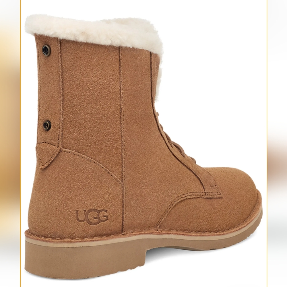 NWT UGG Quincy Shearling Lined Boot - Picture 3 of 16